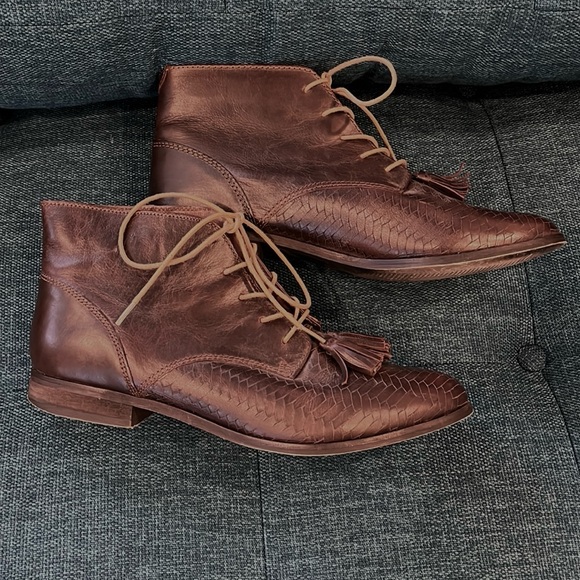 Brown leather Topshop Low Boots with Preppy Tassels sz 40 - Picture 2 of 5